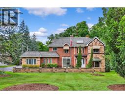 32 MAPLE HILL Drive, Kitchener, Ontario