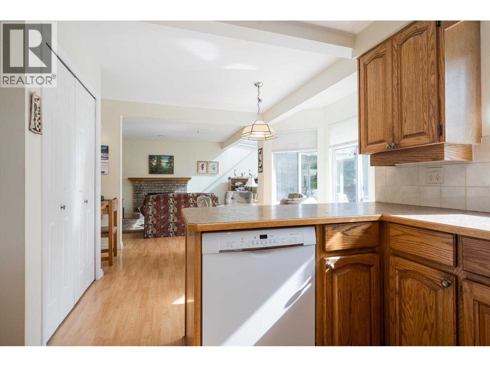 4925 53a Street, Delta, British Columbia  V4K 4R7 - Photo 7 - R3100929