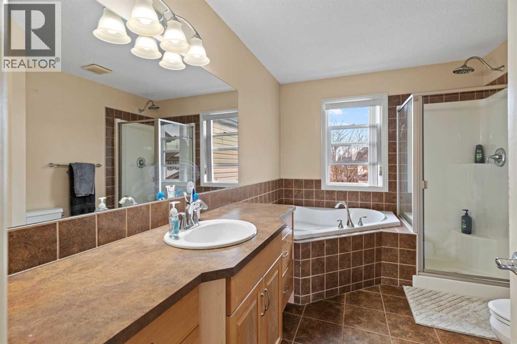 137 Copperleaf Bay SE, Calgary, Alberta  T2Z 0J2 - Photo 30 - A2285712