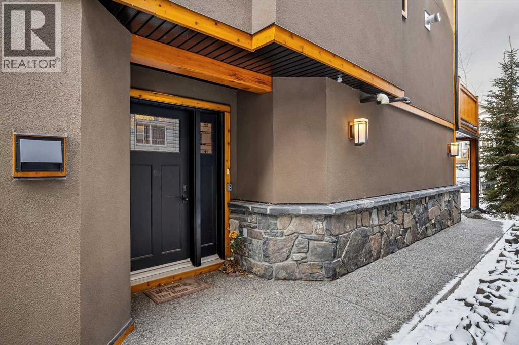 1, 809 4th Street, Canmore, Alberta  T1W 2G9 - Photo 2 - A2292846