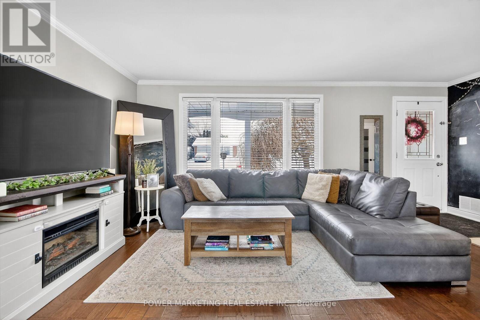 3269 Clearwater Crescent, Ottawa, Ontario  K1V 7S3 - Photo 6 - X12896770