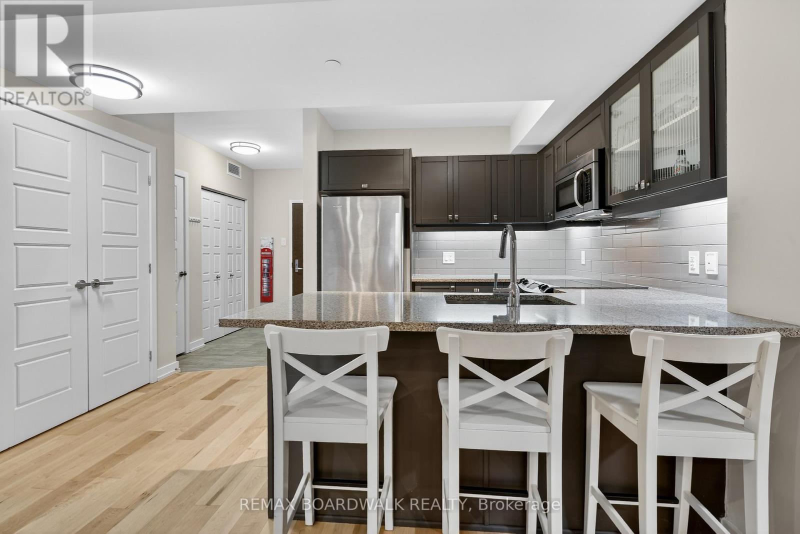 116 - 316 Bruyere Street, Ottawa, Ontario  K1N 0C3 - Photo 12 - X12896848