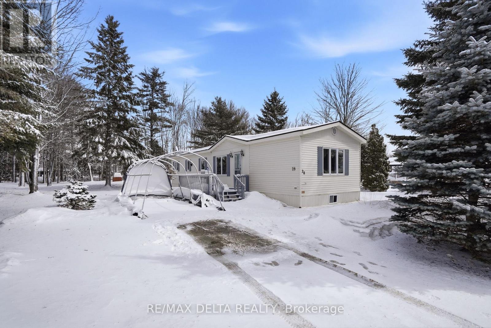 28-5279 County Road 17 Highway, Alfred And Plantagenet, Ontario  K0B 1A0 - Photo 2 - X12896852
