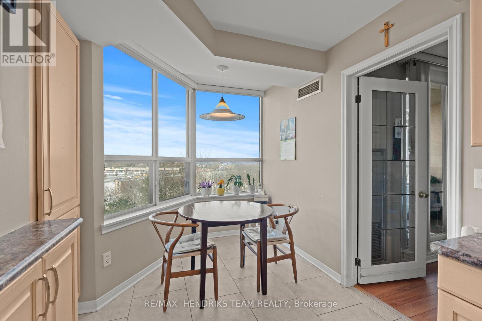 702 - 3 Towering Hts Boulevard, St. Catharines (Glendale/glenridge), Ontario  L2T 4A4 - Photo 11 - X12896668