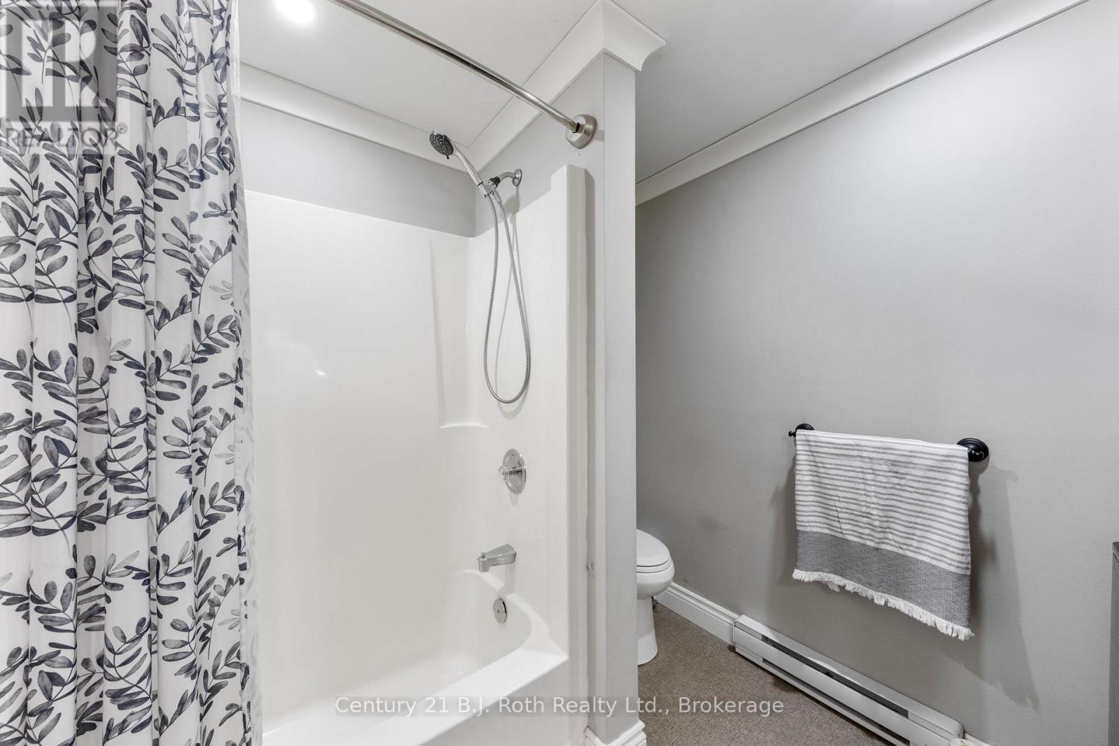 60 Lepage Drive, Penetanguishene, Ontario  L9M 1R5 - Photo 15 - S12896734