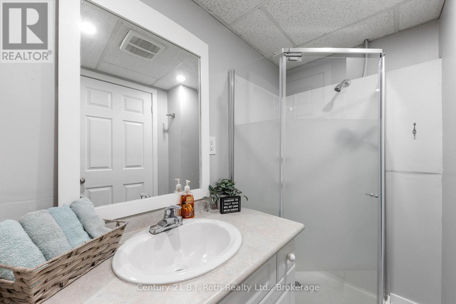 60 Lepage Drive, Penetanguishene, Ontario  L9M 1R5 - Photo 26 - S12896734