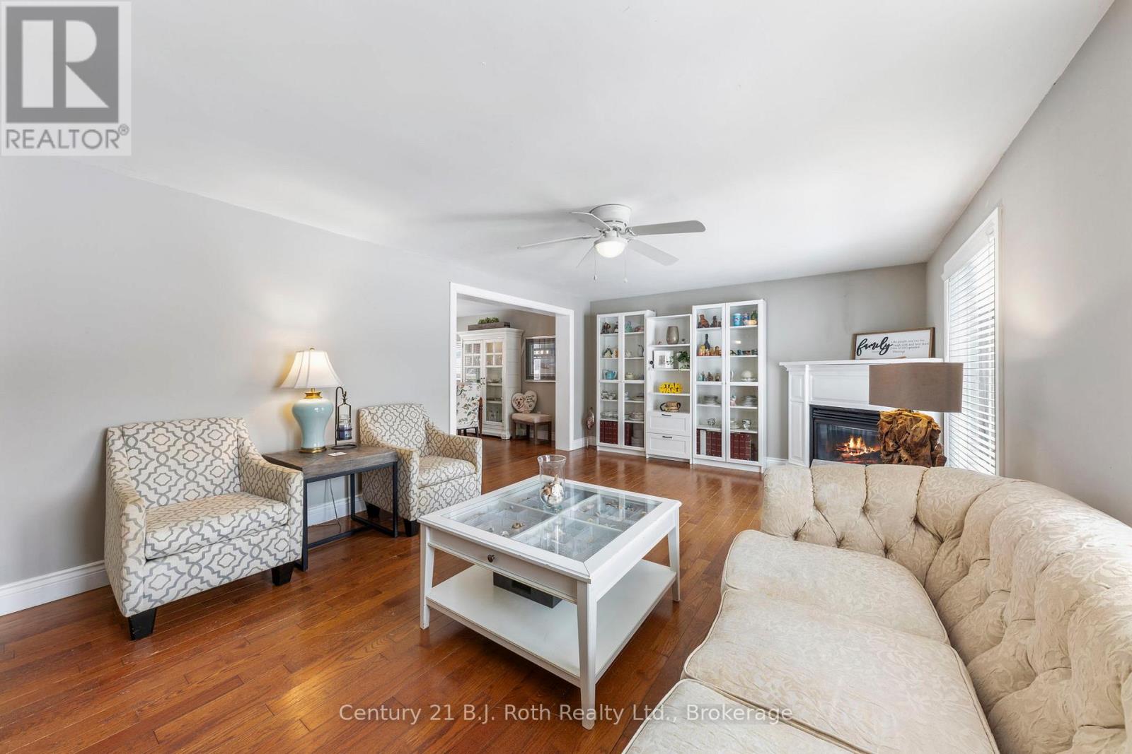 60 Lepage Drive, Penetanguishene, Ontario  L9M 1R5 - Photo 6 - S12896734