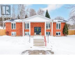 60 LEPAGE DRIVE, Penetanguishene, Ontario
