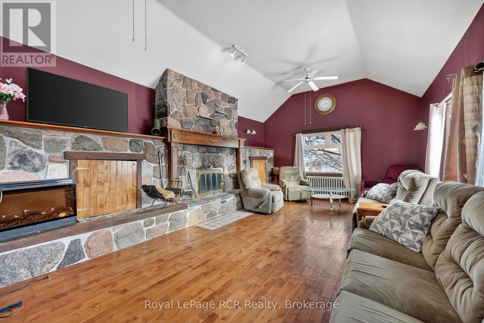 2553 County Road 42, Clearview, Ontario  L0M 1S0 - Photo 18 - S12896830