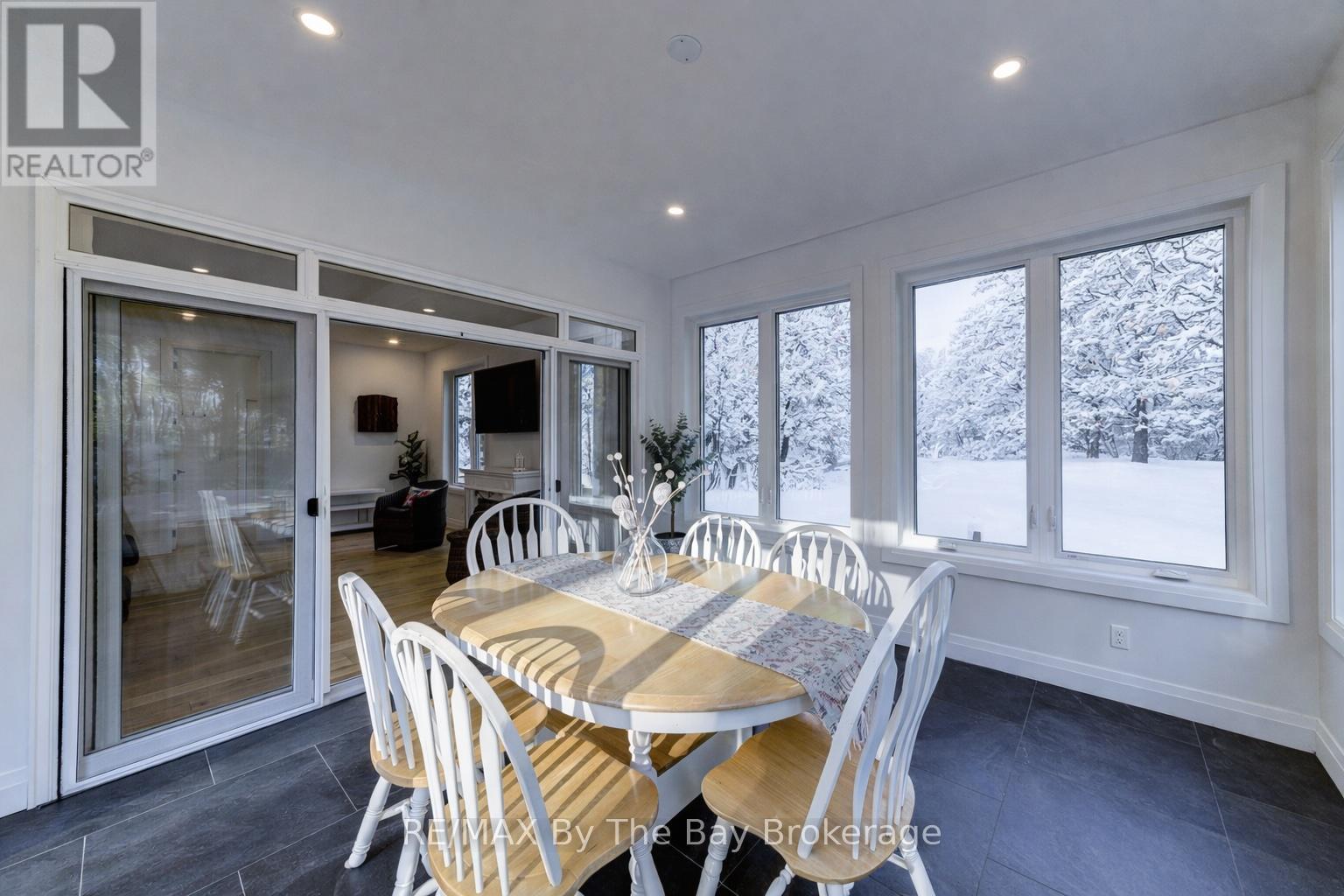 7881 Poplar Side Road, Clearview, Ontario  L9Y 5N4 - Photo 17 - S12896858