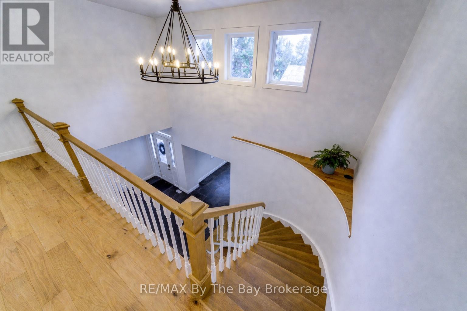 7881 Poplar Side Road, Clearview, Ontario  L9Y 5N4 - Photo 21 - S12896858