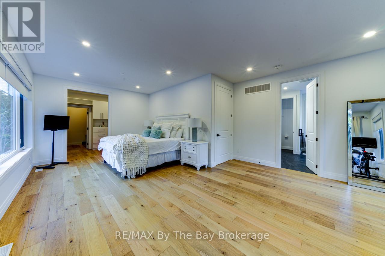 7881 Poplar Side Road, Clearview, Ontario  L9Y 5N4 - Photo 24 - S12896858