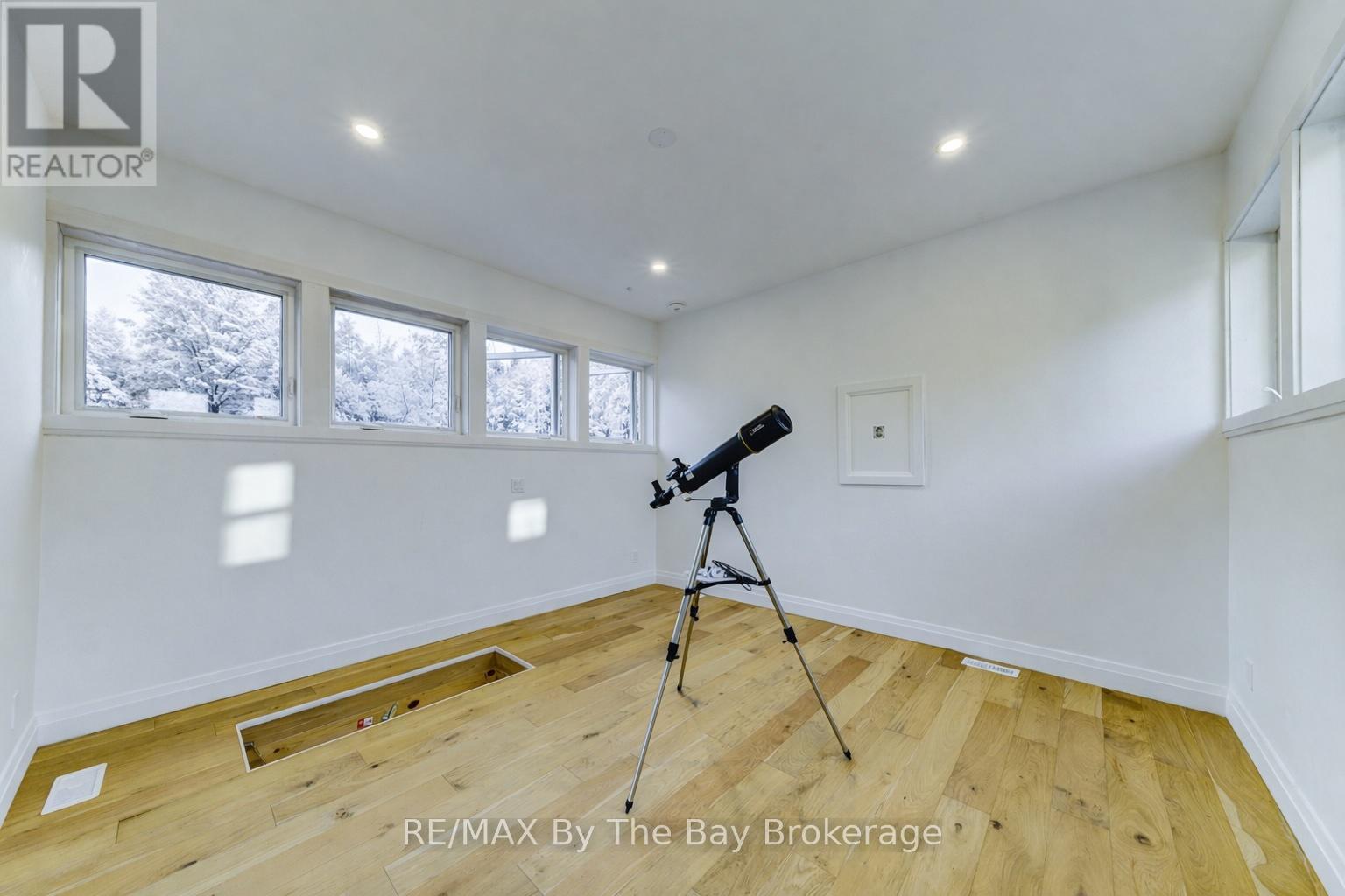 7881 Poplar Side Road, Clearview, Ontario  L9Y 5N4 - Photo 36 - S12896858