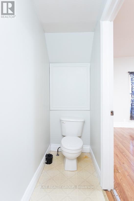 56 Moira Street W, Belleville (Belleville Ward), Ontario  K8P 1S3 - Photo 21 - X12896744