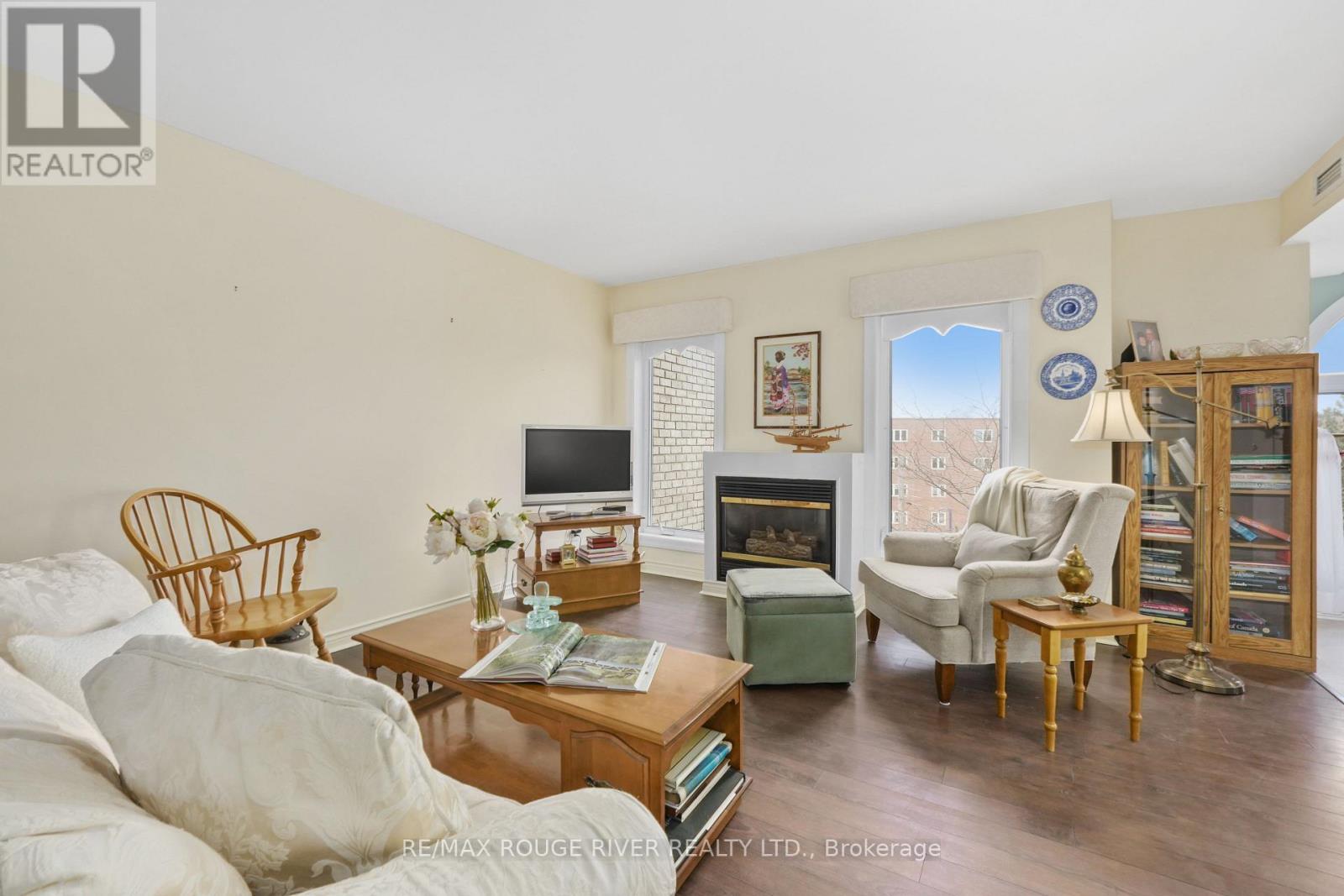 403 - 107 Marisa Lane, Cobourg, Ontario  K9A 5N6 - Photo 11 - X12896768