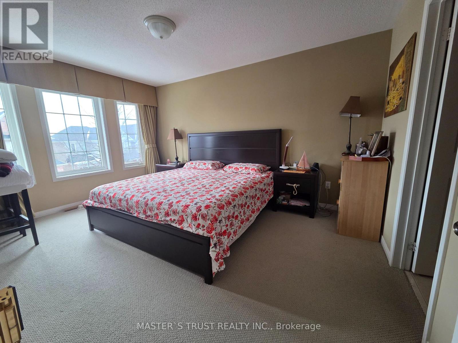 45 Sharon Lee Drive, Markham, Ontario  L6C 2K2 - Photo 9 - N12894440