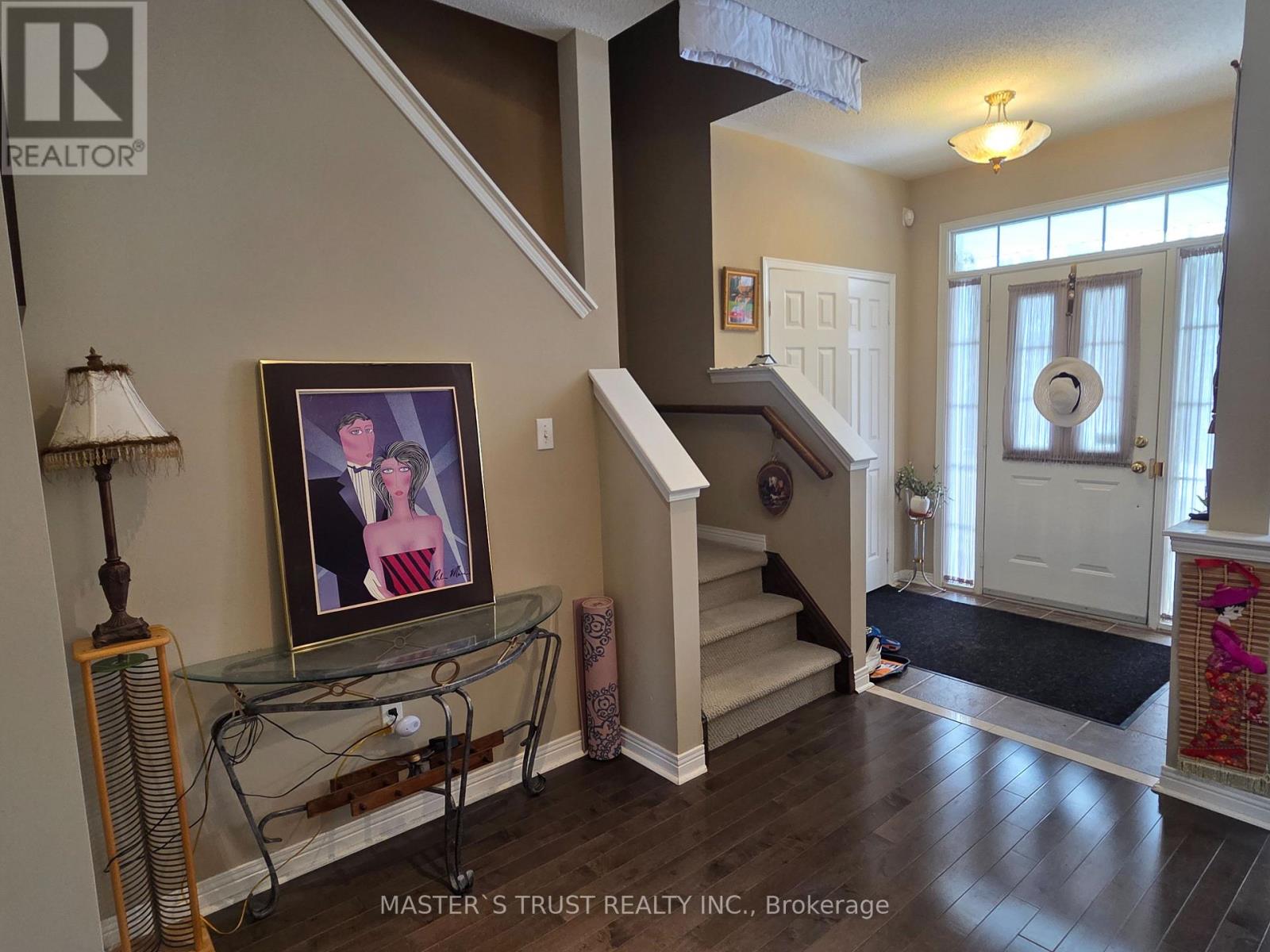 45 Sharon Lee Drive, Markham, Ontario  L6C 2K2 - Photo 8 - N12894440