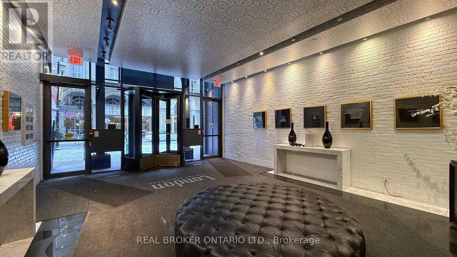 313 - 38 The Esplanade, Toronto, Ontario  M5E 1A5 - Photo 22 - C12896712