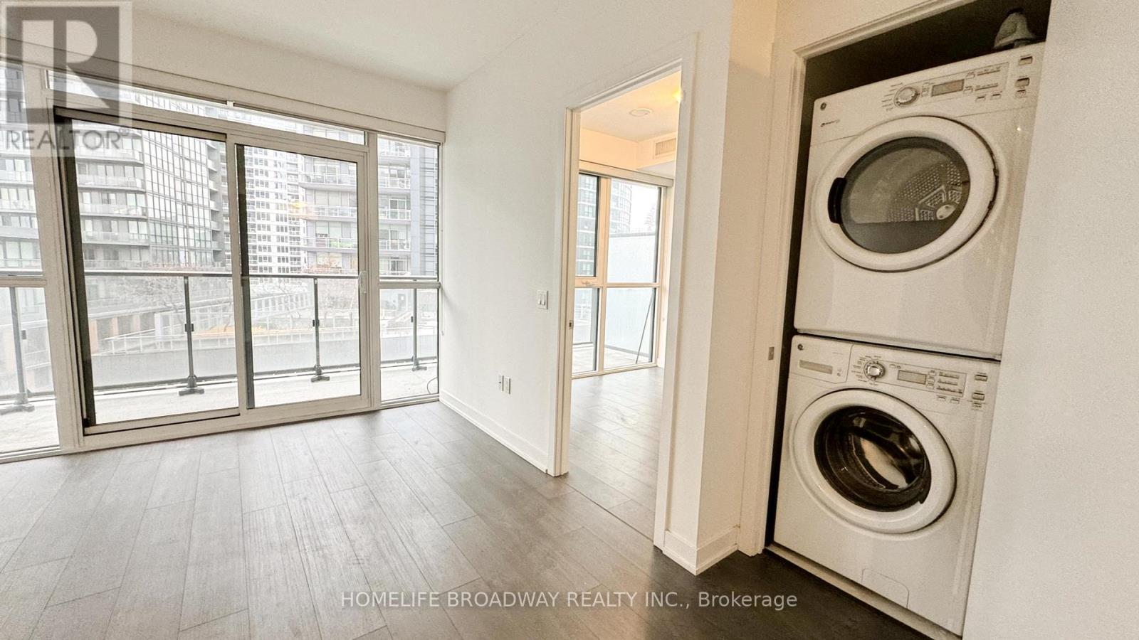 908 - 38 Iannuzzi Street, Toronto, Ontario  M5V 0S2 - Photo 6 - C12896790