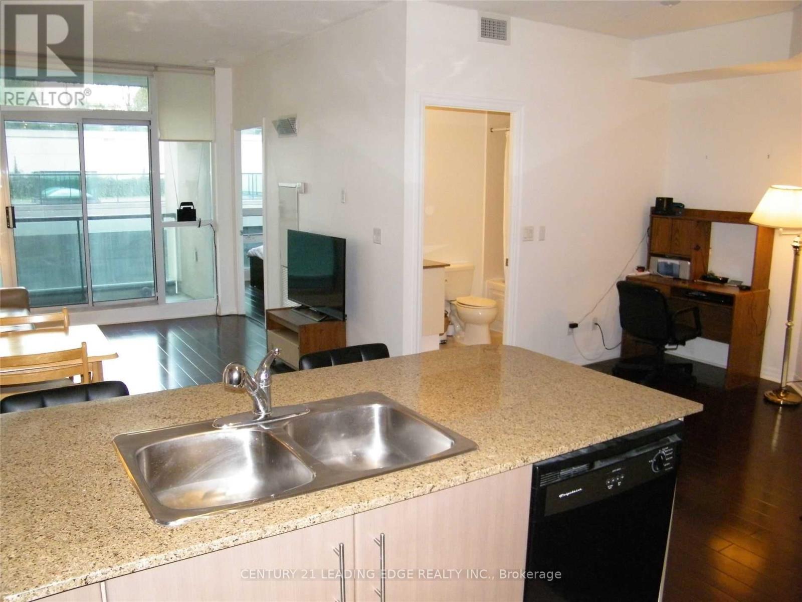 401 - 12 Yonge Street, Toronto (Waterfront Communities), Ontario  M5E 1Z9 - Photo 7 - C12896806