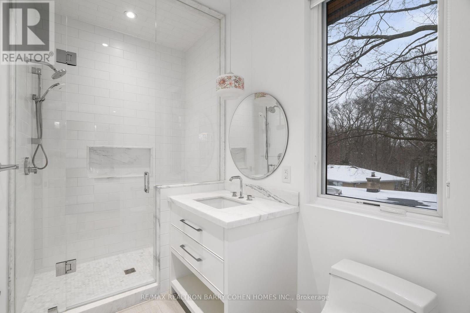 58 Timberlane Drive, Toronto, Ontario  M3H 1J4 - Photo 34 - C12896850