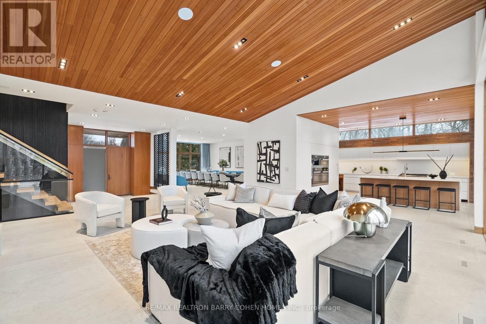 58 Timberlane Drive, Toronto, Ontario  M3H 1J4 - Photo 7 - C12896854