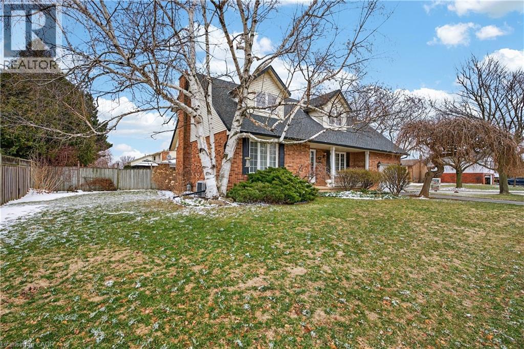 133 Central Avenue, Grimsby, Ontario  L3M 4Z3 - Photo 6 - 40813178