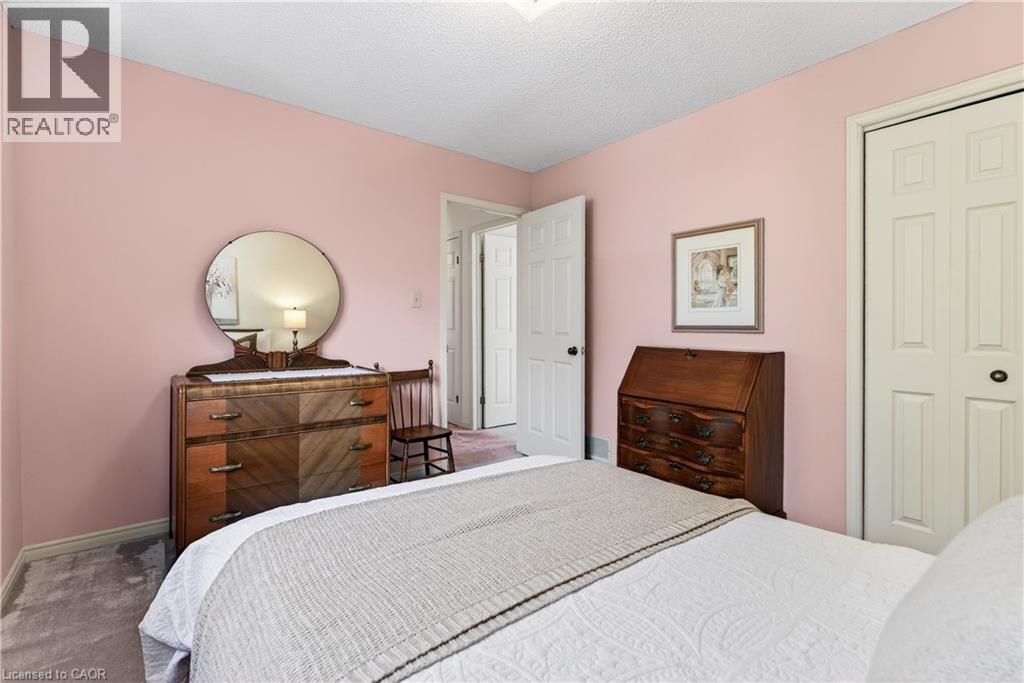 133 Central Avenue, Grimsby, Ontario  L3M 4Z3 - Photo 38 - 40813178