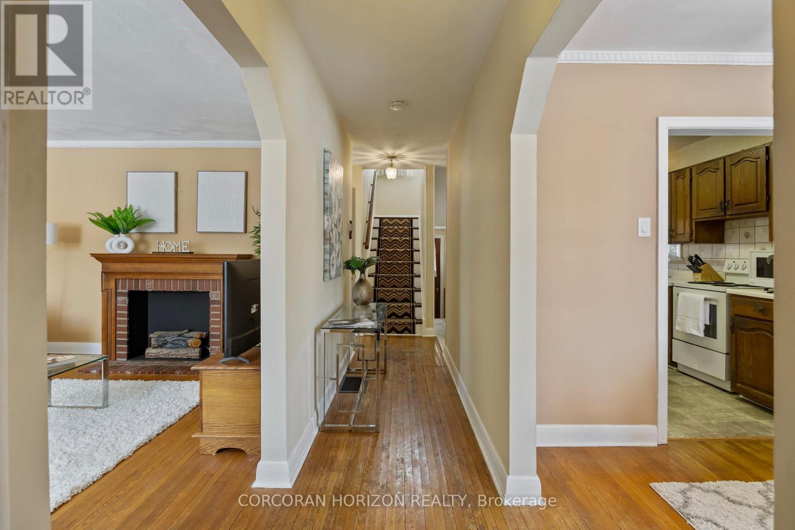 20 Robertsfield Crescent, Toronto, Ontario  M1R 2X2 - Photo 3 - E12896708