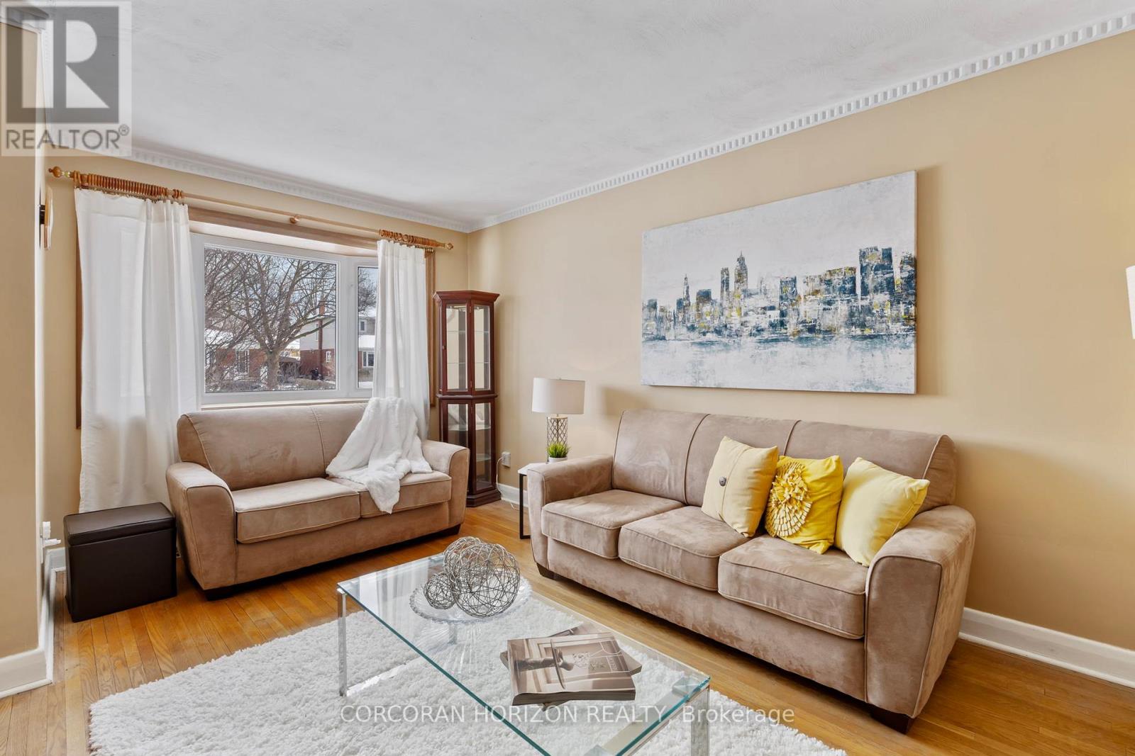 20 Robertsfield Crescent, Toronto, Ontario  M1R 2X2 - Photo 5 - E12896708