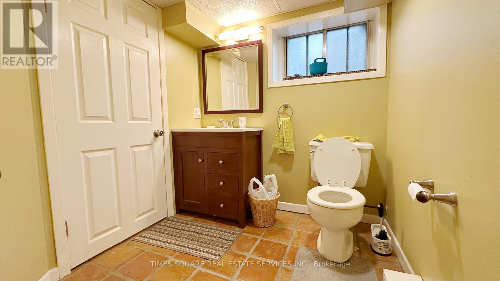 7 Badgerow Avenue, Toronto, Ontario  M4M 1T9 - Photo 16 - E12896722