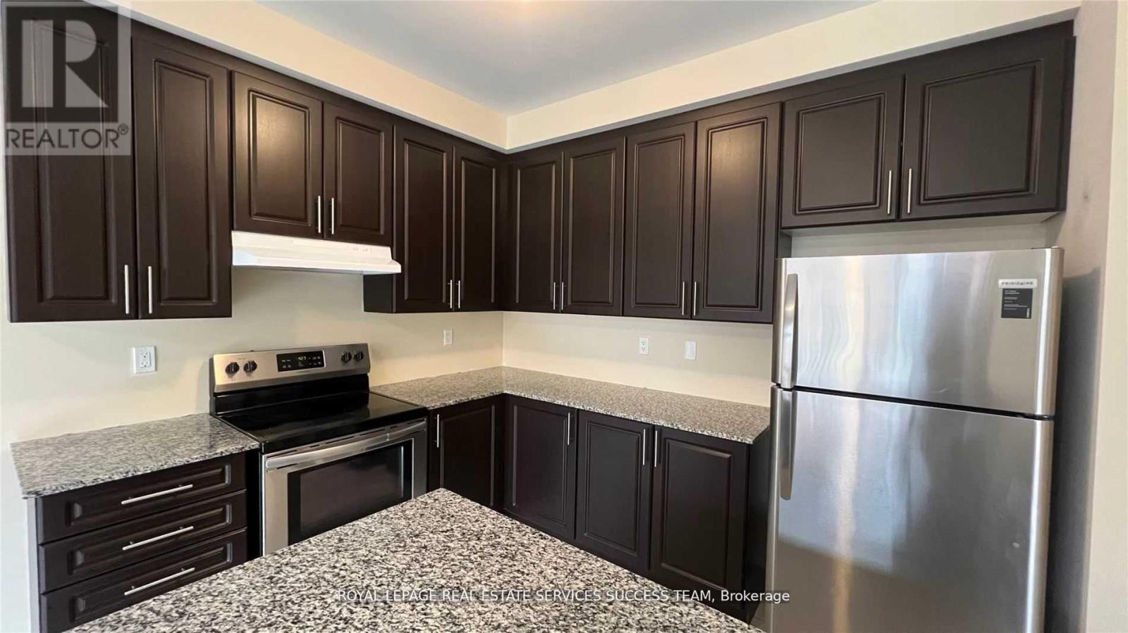 1915 Douglas Langtree Drive, Oshawa (Taunton), Ontario  L1K 0Y6 - Photo 2 - E12896730