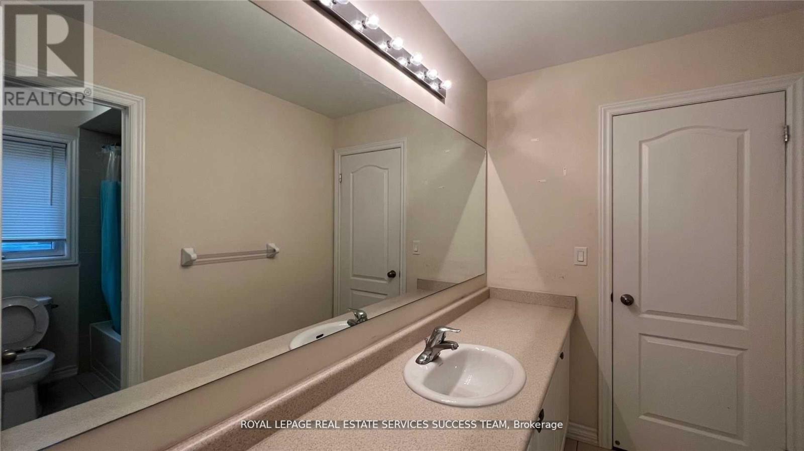 1915 Douglas Langtree Drive, Oshawa (Taunton), Ontario  L1K 0Y6 - Photo 9 - E12896730