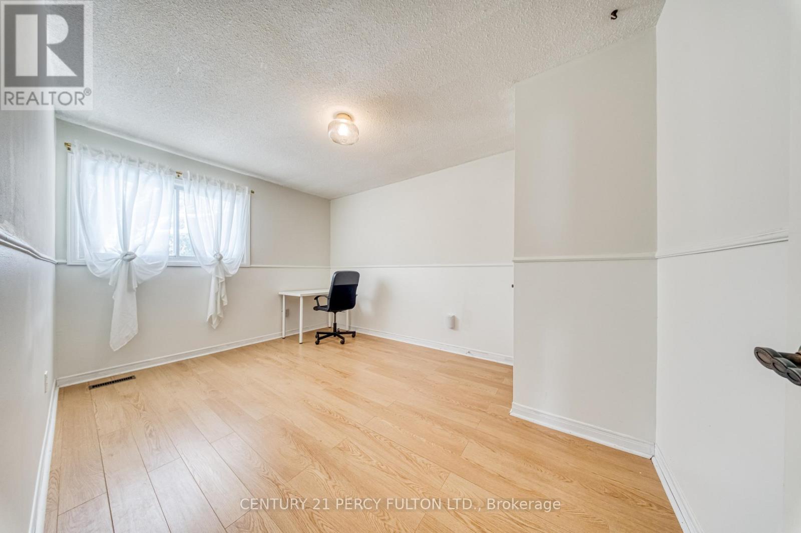 70 Millhouse Crescent, Toronto, Ontario  M1B 2E3 - Photo 11 - E12896776
