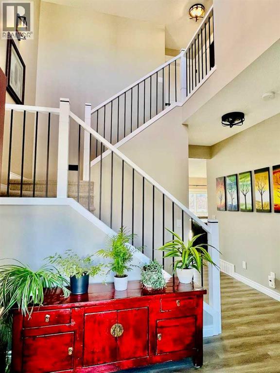 2117 Reunion Boulevard Nw, Airdrie, Alberta  T4B 0J2 - Photo 3 - A2275450