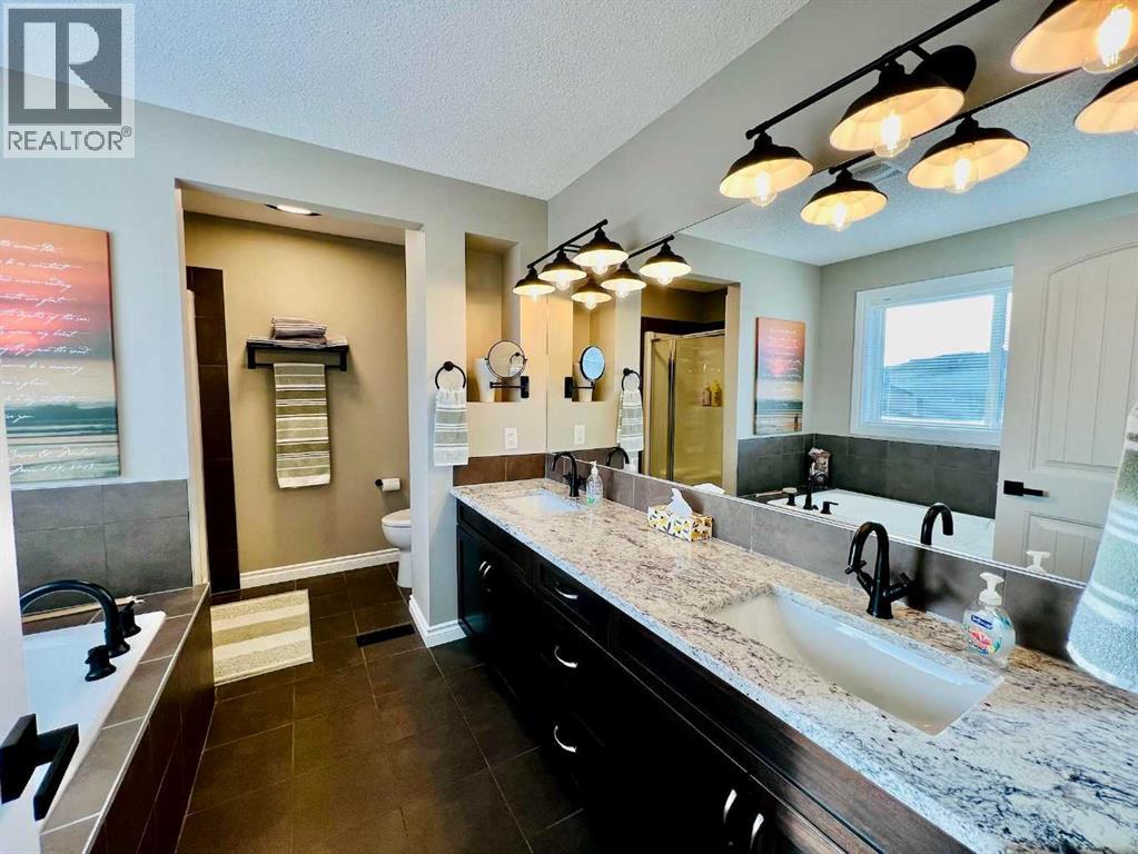 2117 Reunion Boulevard Nw, Airdrie, Alberta  T4B 0J2 - Photo 19 - A2275450