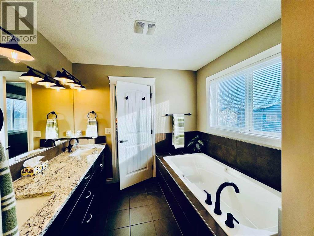 2117 Reunion Boulevard Nw, Airdrie, Alberta  T4B 0J2 - Photo 20 - A2275450