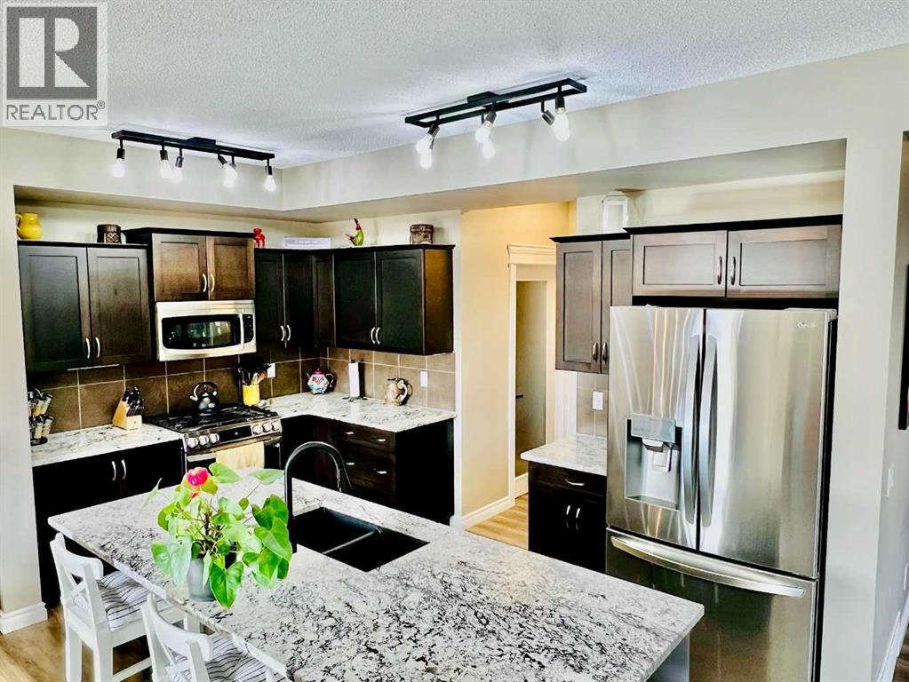 2117 Reunion Boulevard Nw, Airdrie, Alberta  T4B 0J2 - Photo 10 - A2275450