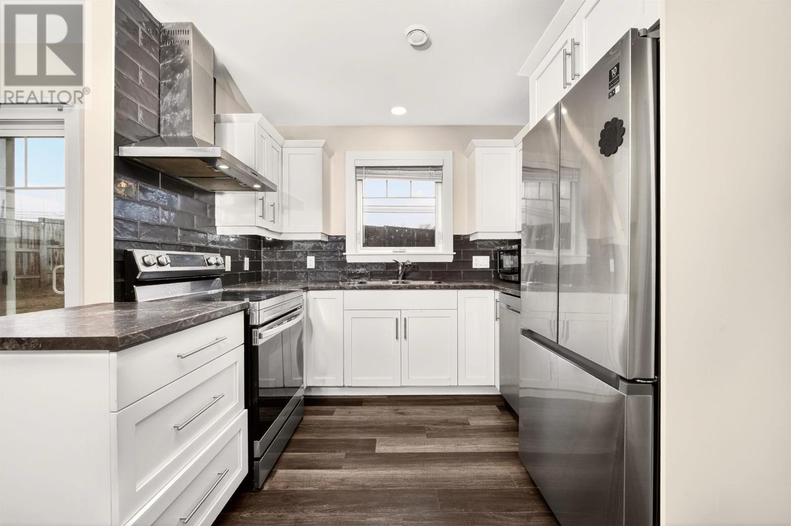 15 Parkman Drive, Charlottetown, Prince Edward Island  C1C 0T3 - Photo 8 - 202604863