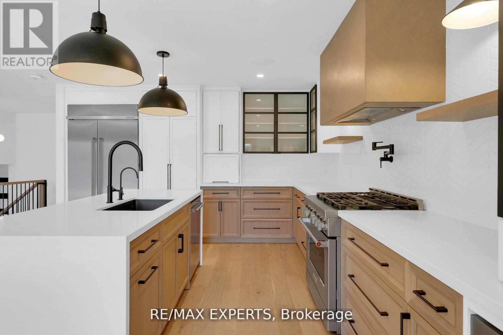 253 Spencer Avenue, Essa (Thornton), Ontario  L0L 2N0 - Photo 13 - N12896676