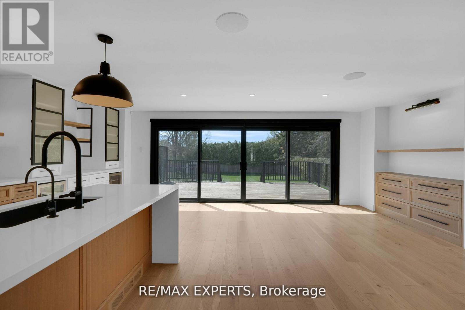 253 Spencer Avenue, Essa (Thornton), Ontario  L0L 2N0 - Photo 19 - N12896676