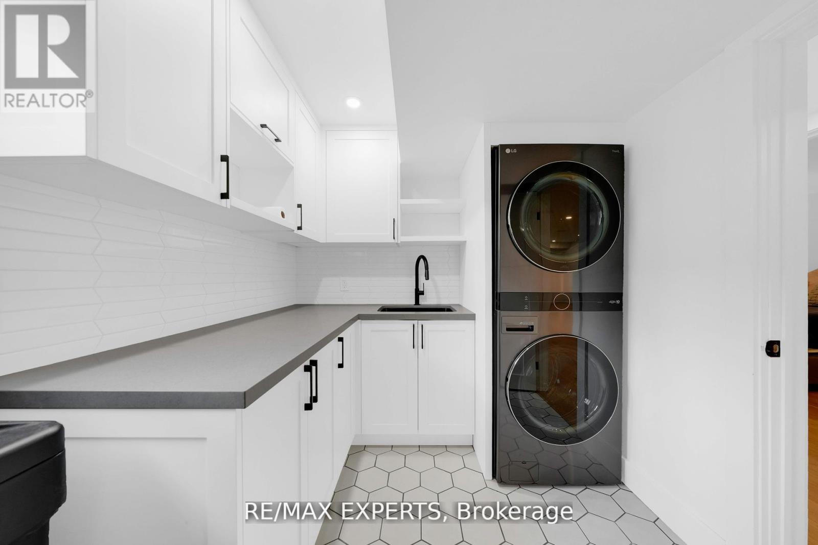 253 Spencer Avenue, Essa (Thornton), Ontario  L0L 2N0 - Photo 37 - N12896676