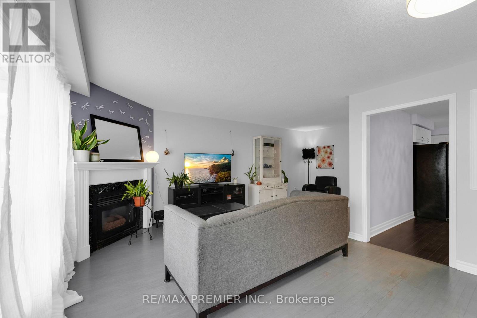 15 Michelle Drive, Vaughan, Ontario  L4L 9B8 - Photo 13 - N12896838