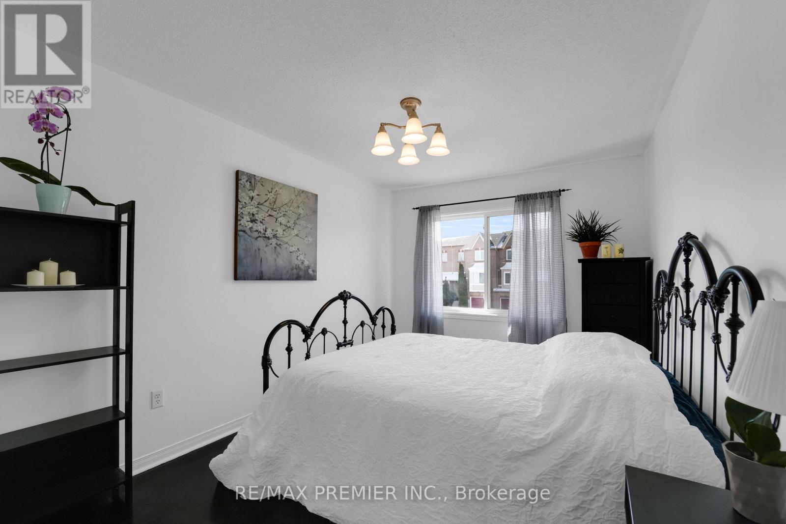 15 Michelle Drive, Vaughan, Ontario  L4L 9B8 - Photo 25 - N12896838