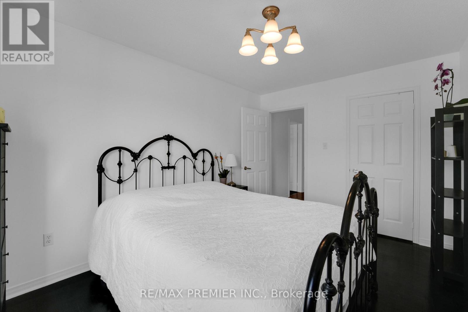 15 Michelle Drive, Vaughan, Ontario  L4L 9B8 - Photo 26 - N12896838