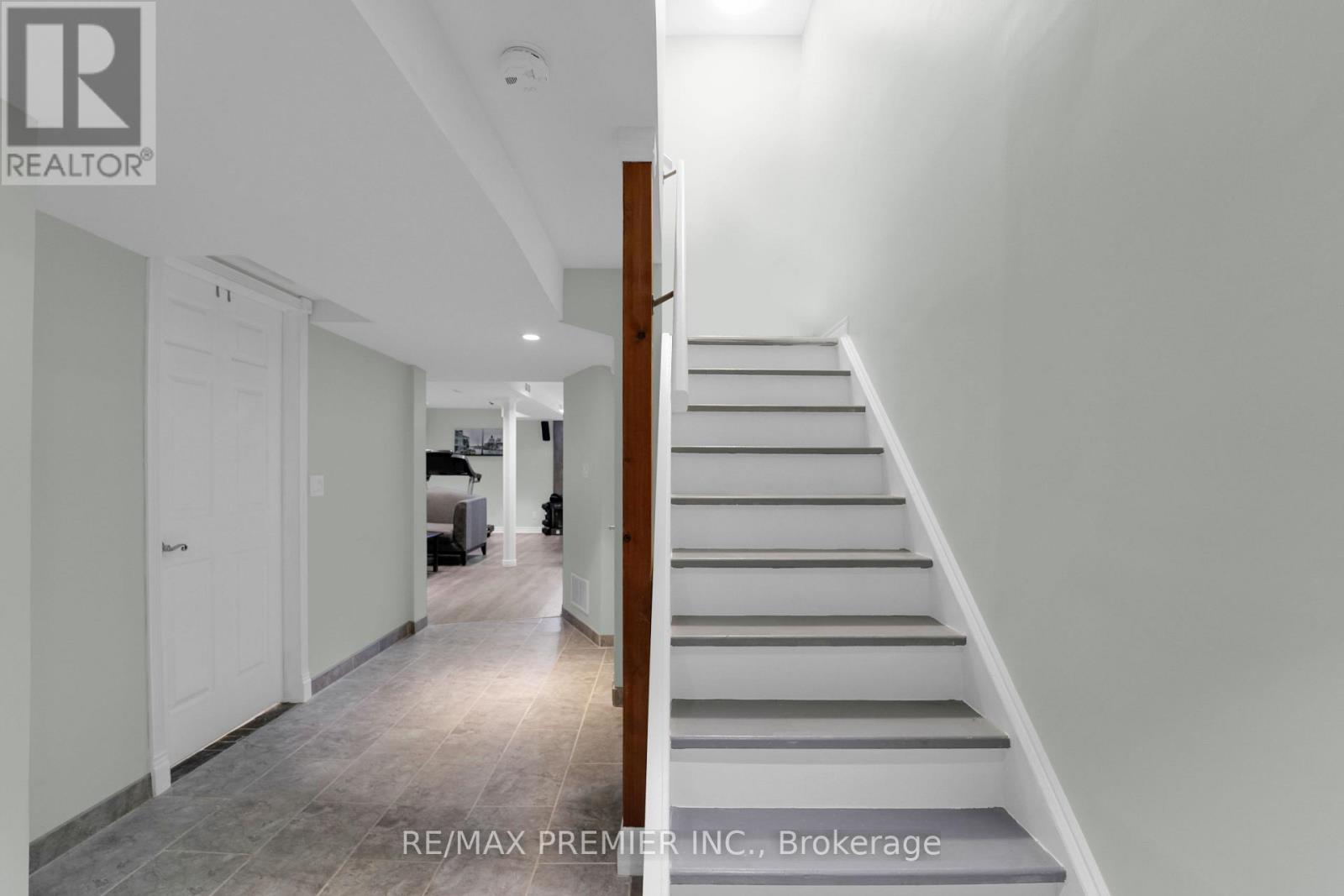 15 Michelle Drive, Vaughan, Ontario  L4L 9B8 - Photo 30 - N12896838