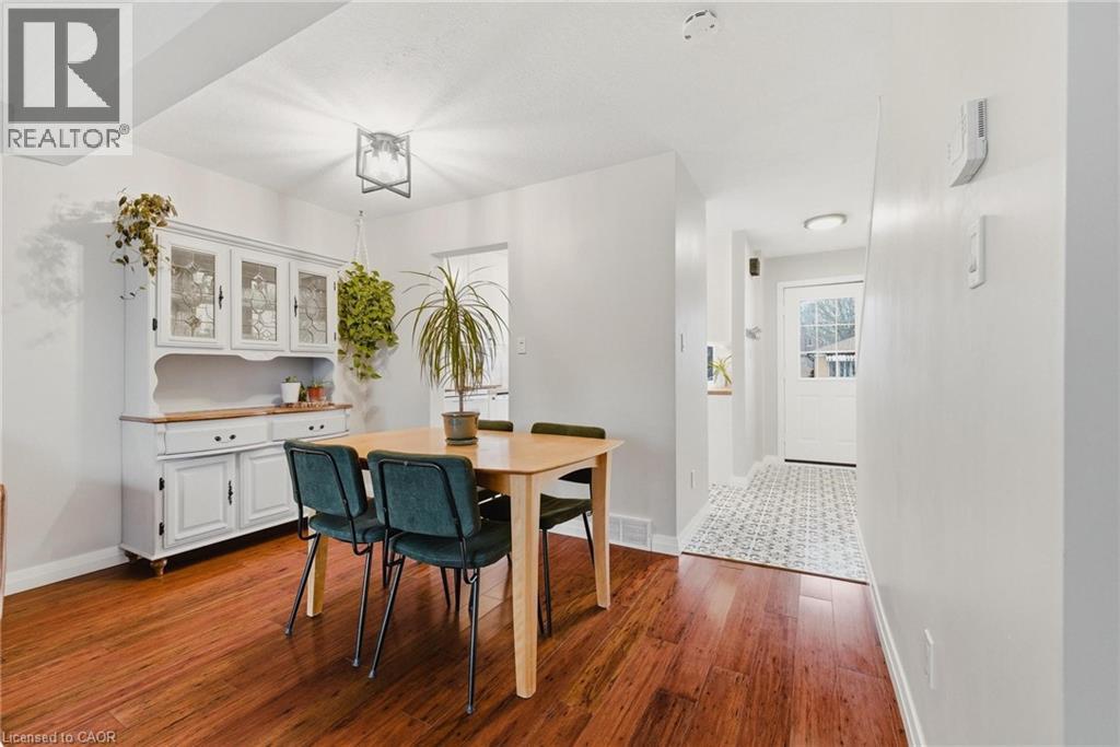 23 Talbot Street, Kitchener, Ontario  N2M 2A8 - Photo 13 - 40812570