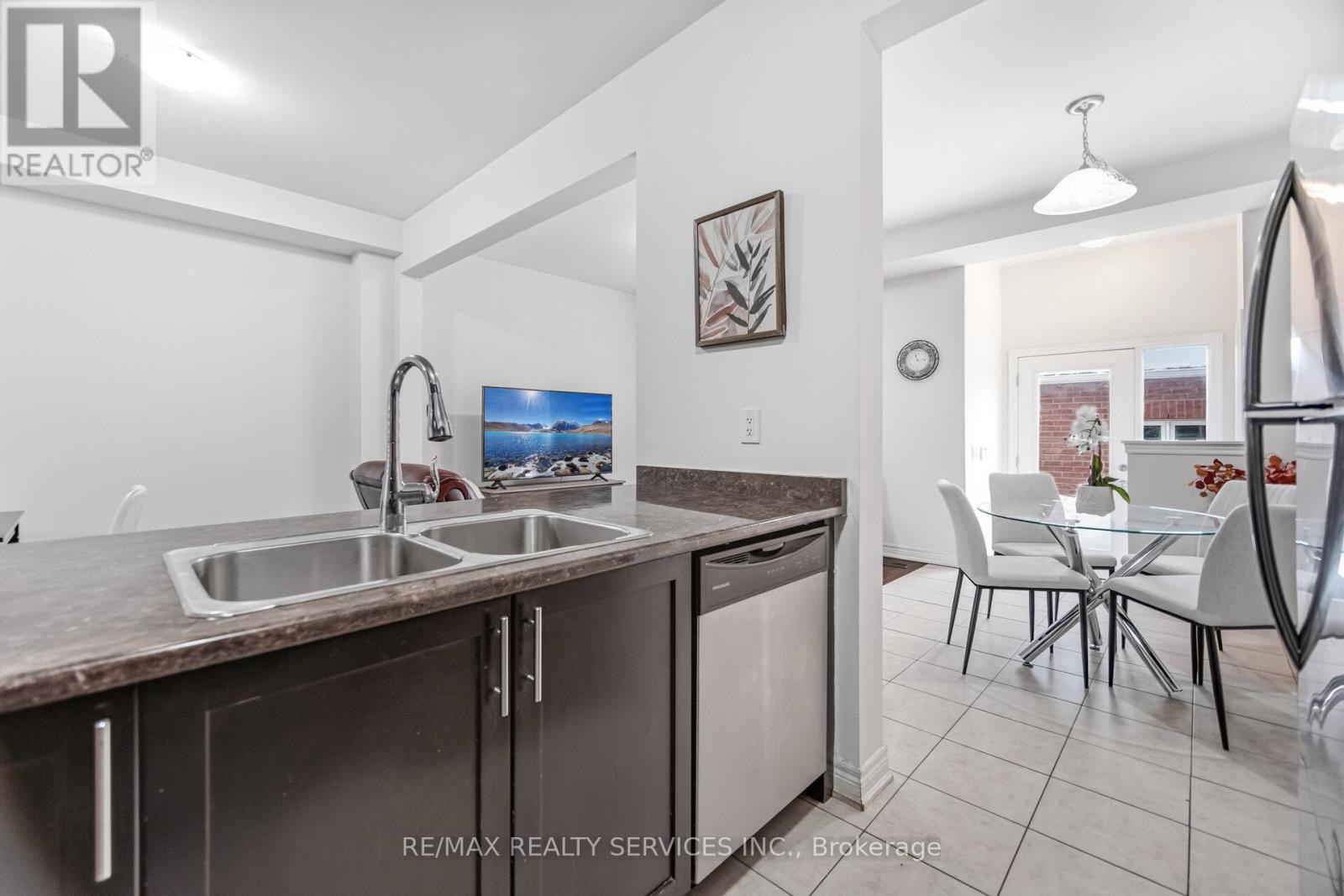 264 Inspire Boulevard, Brampton, Ontario  L6R 3X9 - Photo 17 - W12896678