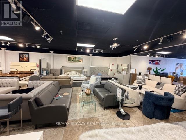 10 - 2111 DUNWIN DRIVE, Mississauga, Ontario