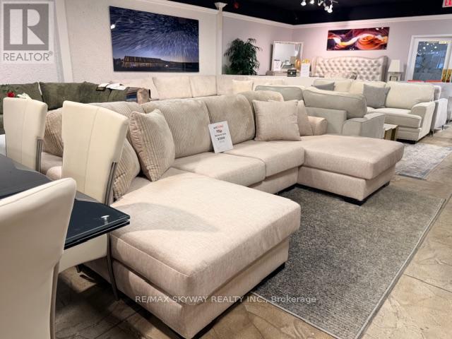 10 - 2111 Dunwin Drive, Mississauga, Ontario  L5L 3C1 - Photo 18 - W12896684